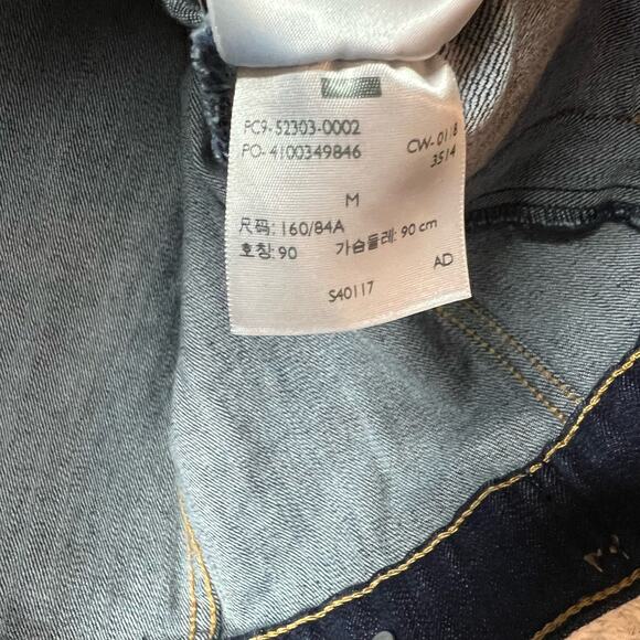 Boys Levi's Denim Jacket With Sweatshirt Sleeves And Hood Size Medium - Picture 7 of 7